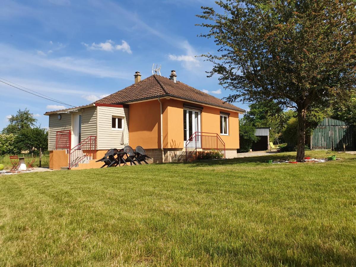 Santa Maria Villa Saint-Ouen-de-Mimbré Buitenkant foto